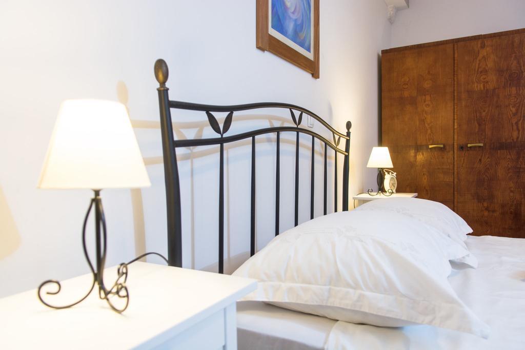 Apartment Capo Residence - Old Town - Parking Trogir Exteriör bild