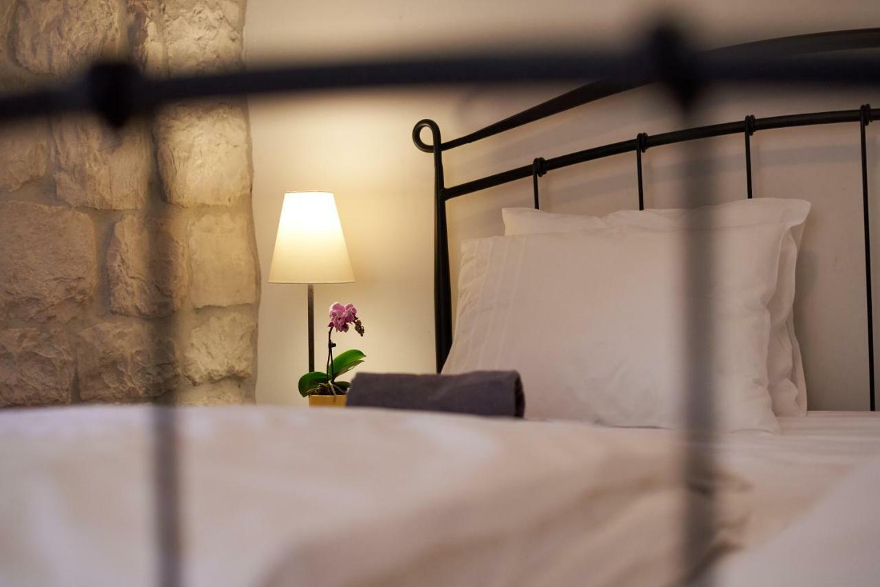 Apartment Capo Residence - Old Town - Parking Trogir Exteriör bild